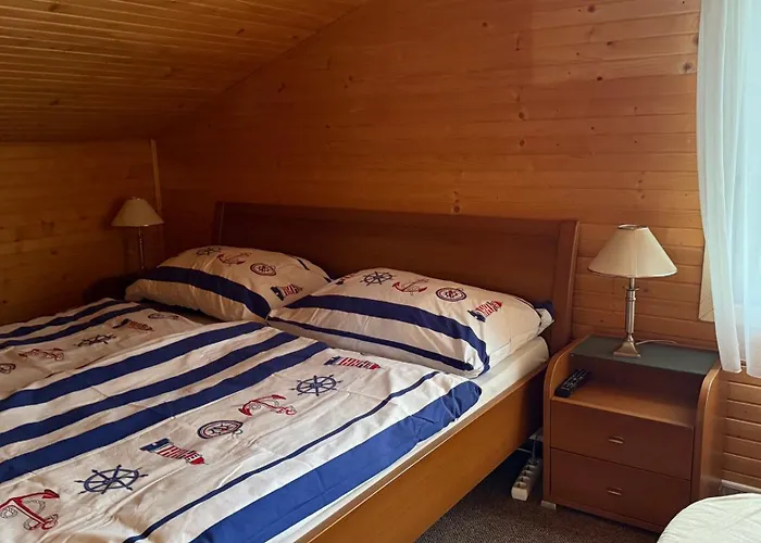Houseboat - Beacon Of Happiness Bateau-hôtel