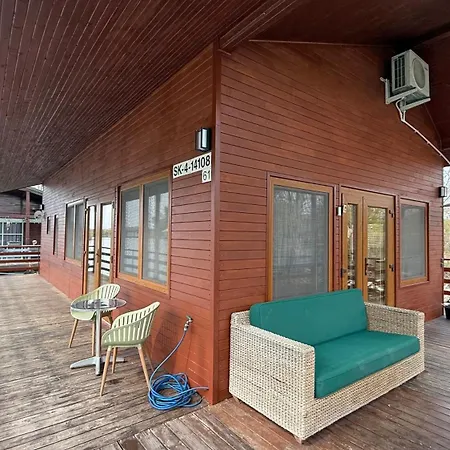 Úszó hotel Houseboat - Beacon Of Happiness *