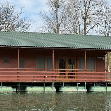 Úszó hotel Houseboat - Beacon Of Happiness *