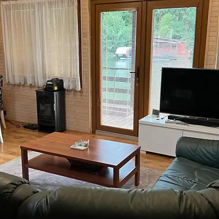Bådhotel Houseboat - Beacon Of Happiness *